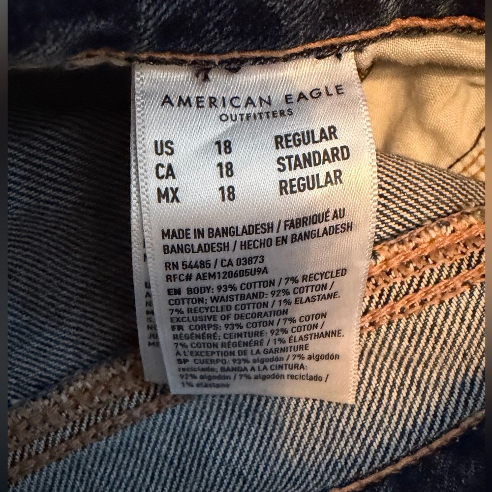 American Eagle 🦅 Outfitters Low Rise Baggy Straight Jeans - Picture 2 of 5